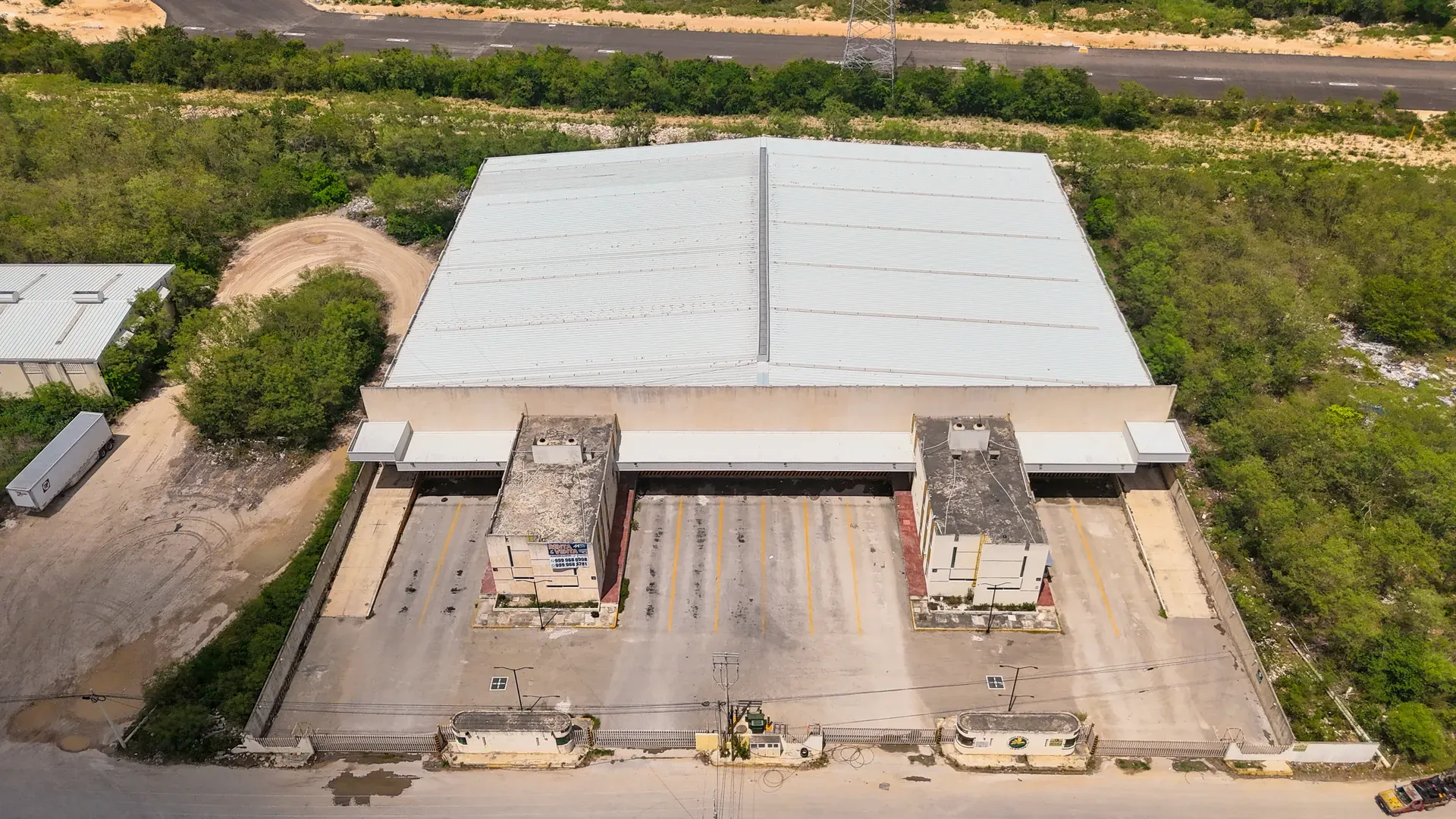 Bodega 5301 C (Naves #9, #10, #11, #12)